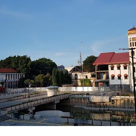 Hotel Dequr Jakarta Kota Ngoại thất bức ảnh