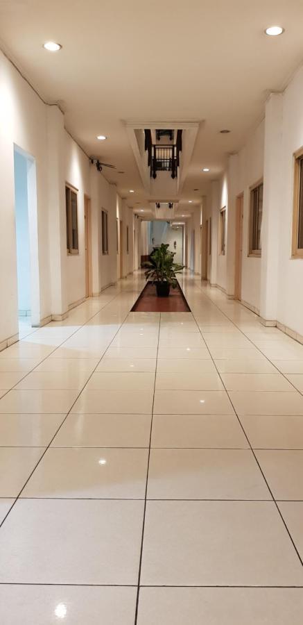 Hotel Dequr Jakarta Kota Ngoại thất bức ảnh