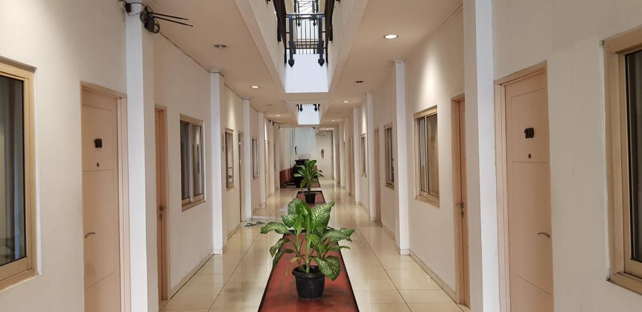 Hotel Dequr Jakarta Kota Ngoại thất bức ảnh