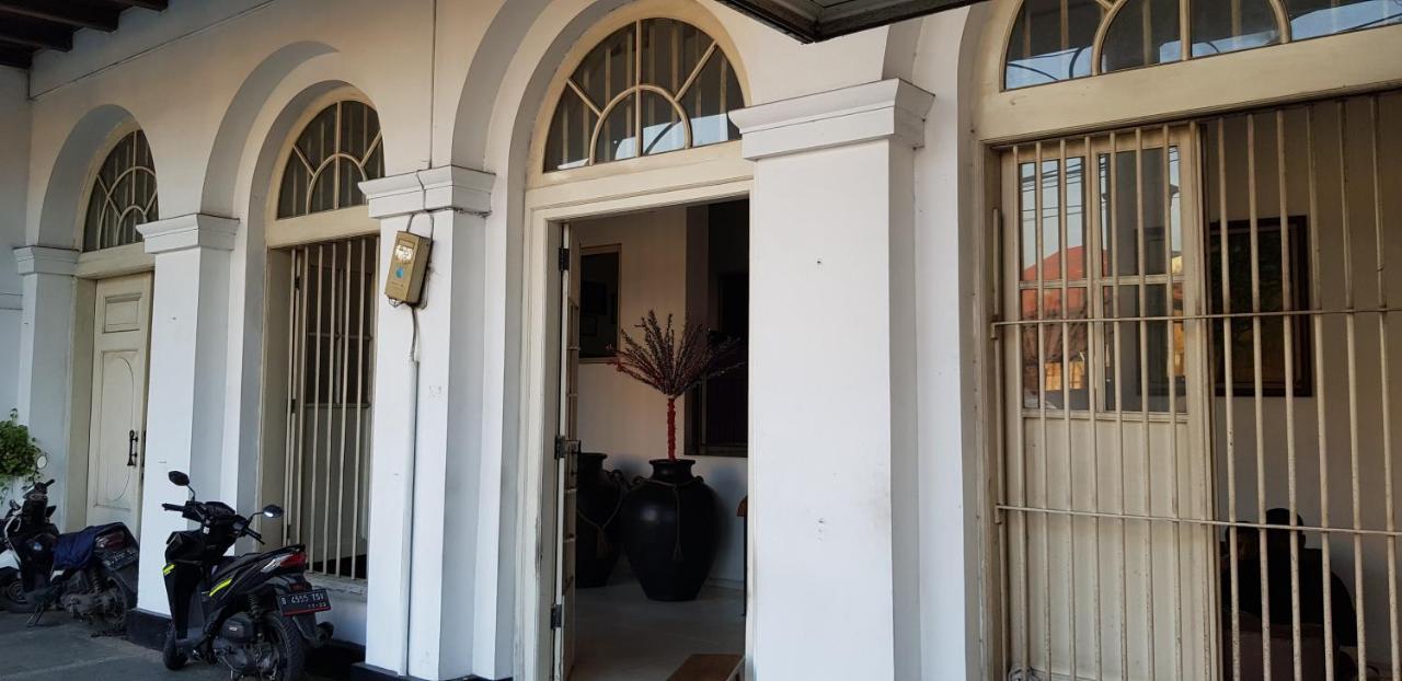 Hotel Dequr Jakarta Kota Ngoại thất bức ảnh