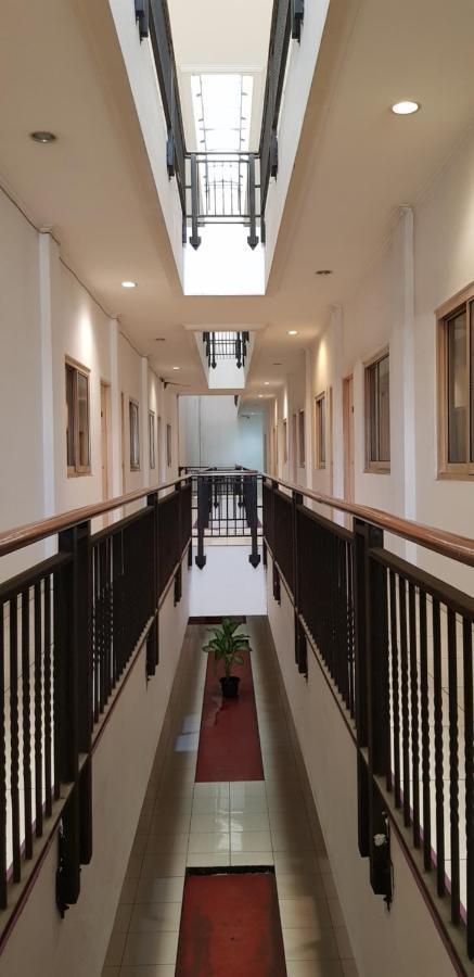 Hotel Dequr Jakarta Kota Ngoại thất bức ảnh