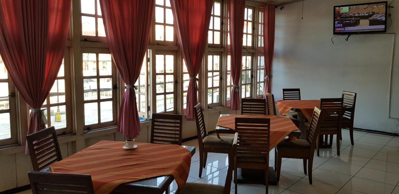 Hotel Dequr Jakarta Kota Ngoại thất bức ảnh