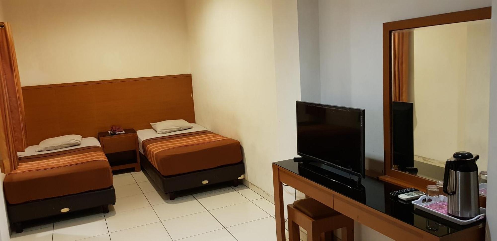 Hotel Dequr Jakarta Kota Phòng bức ảnh