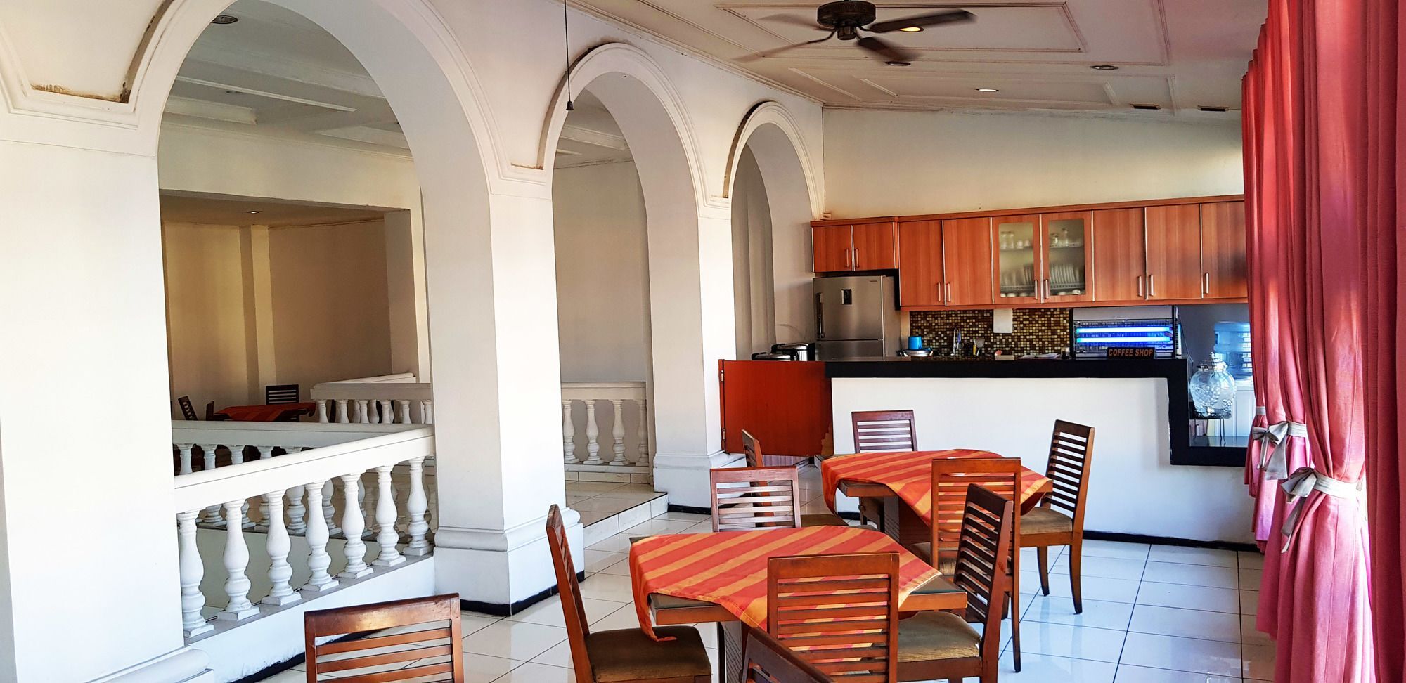 Hotel Dequr Jakarta Kota Ngoại thất bức ảnh